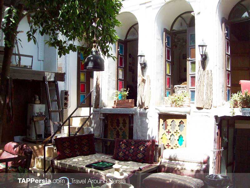 Dash Akol Restaurant -Shiraz - TAP Persia