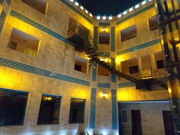 Vakil Traditional Hotel – Shiraz