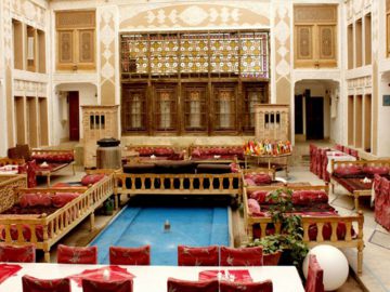 Malek Al-Tojar Hotel – Yazd