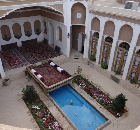 Sunny Land Guest House Yazd