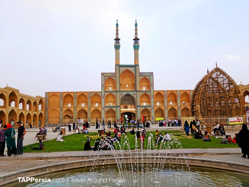 Amir Chakhmaq Nakhl - Yazd attractions 6