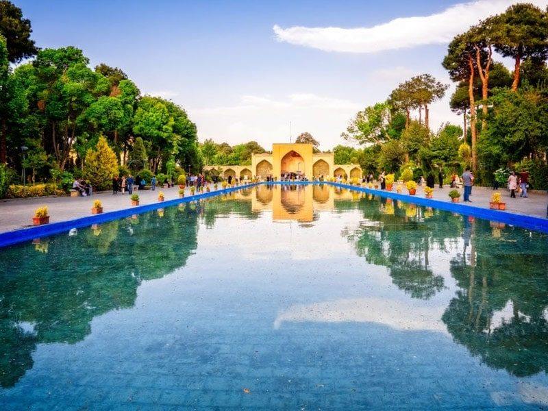 The Garden of the Safavids: Chehel Sotun Palace