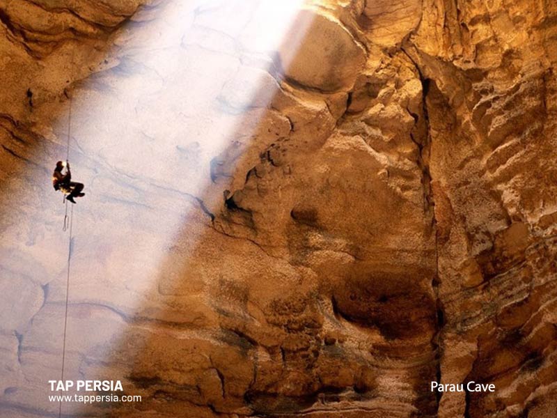 Parau Cave Kermanshah - Iran