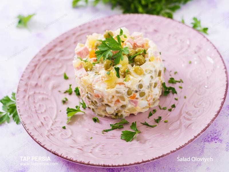 Salad Oloviyeh
