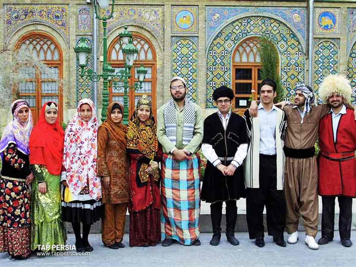 Какой народ относится к иранской группе. Бахтиары традиционны одежда Ирана. Иранские народы народы Ирана. Национальная одежда Ирана 19 века. Культура Ирана.