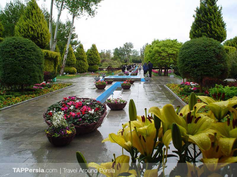 Flowers Garden – An Enchanting Garden at the Heart of Isfahan